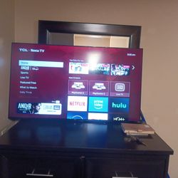 TCL 50" Tv