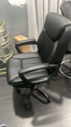 Office chairs/ sillas para oficina