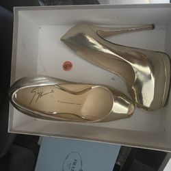 Giuseppe Zanotti Heels - Size 40