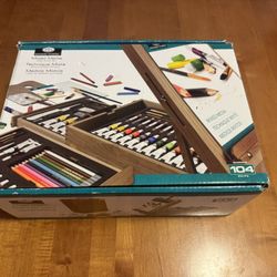 Royal & Langnickel Portable Easel Set