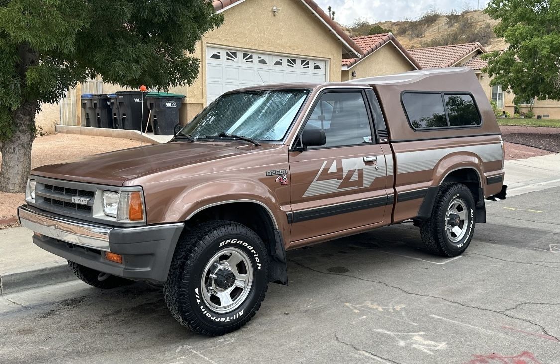 Rare 87 B2600 4x4 Automatic , Low Miles 140k , Original Condition Runs Great