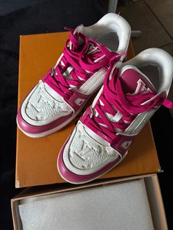 Louis Vuitton size 38