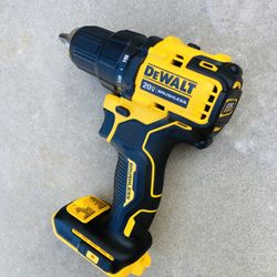 New DeWalt 20v ATOMIC 1/2” Brushless Drill Driver (Tool Only)