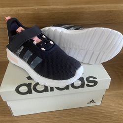 Adidas Girls Tennis Shoes , Size10 NEW