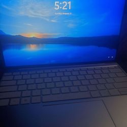  DELL WINDOWS 11 LAPTOP XPS 9315