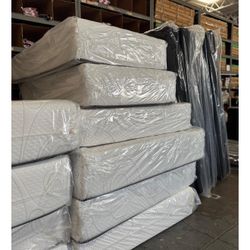 Memory Foam Queen Size Mattress