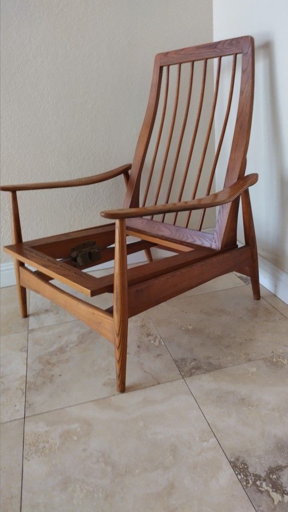 Mid-century Modern Lounge Rocker Chair, MCM