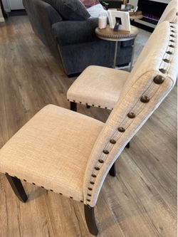 2 brand new chairs