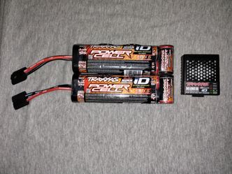 Traxxas battery (2) and charger