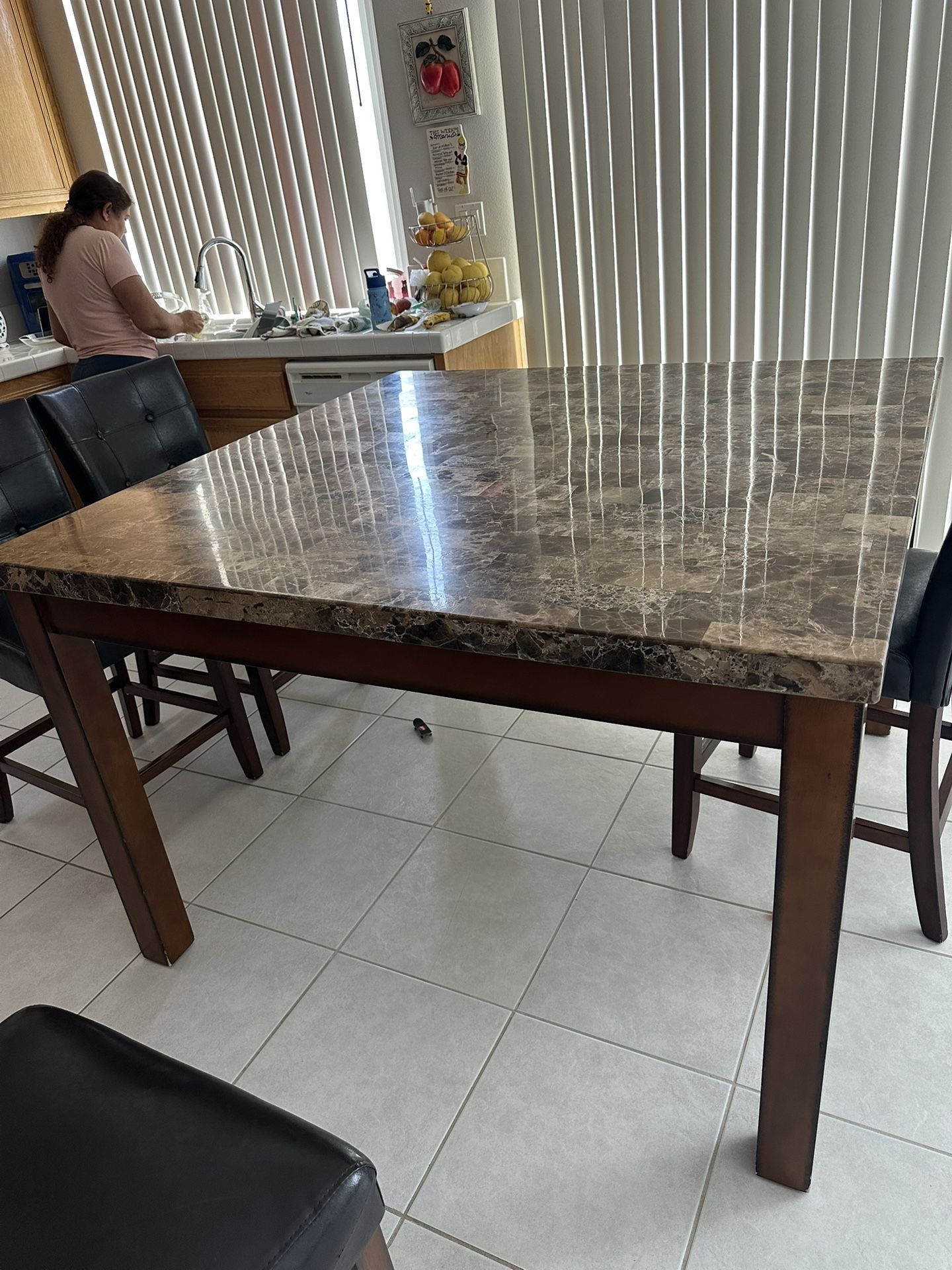 Free Table