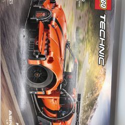 Bugatti Chiron Pur Sport Hypercar Lego