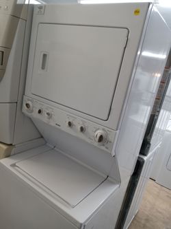 Kenmore unitized washer and dryer stack - Free delivery