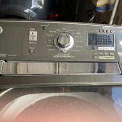 GE  Steam Technology Clean Speak Washer dryer Combo