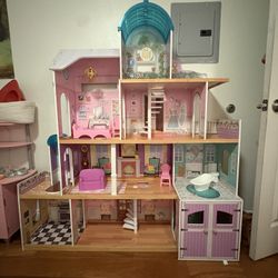 Doll House