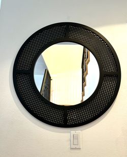 Round Black Wall Mirror - 30 Inches