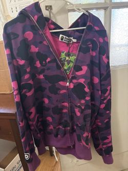 A Bathing Ape Hoodie (Size M)