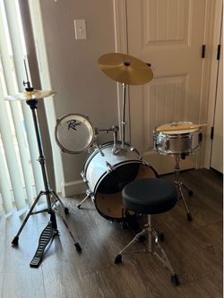 Rogue Kids 5 Piece Drum Set