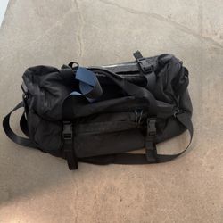 Lululemon Gym Bag – Spacious w/ Shoe Compartment