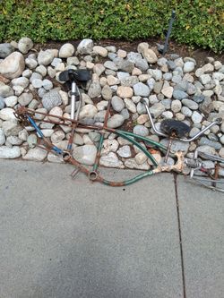 Vintage bike parts ( frame , 2x seats, and forks )