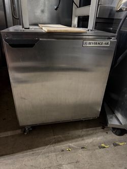 Beverage Air UCR27A-23 undercounter cooler