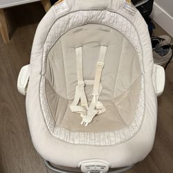 Used Graco Swing And Bouncer 