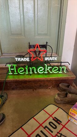 Heineken Neon Sign