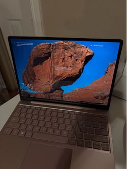 Microsoft Surface Laptop