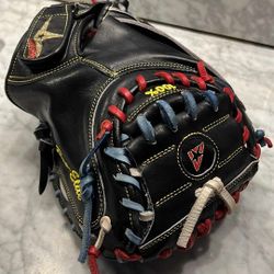Allstar Catchers Glove 