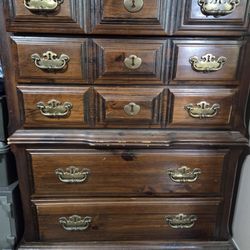 Dresser Set