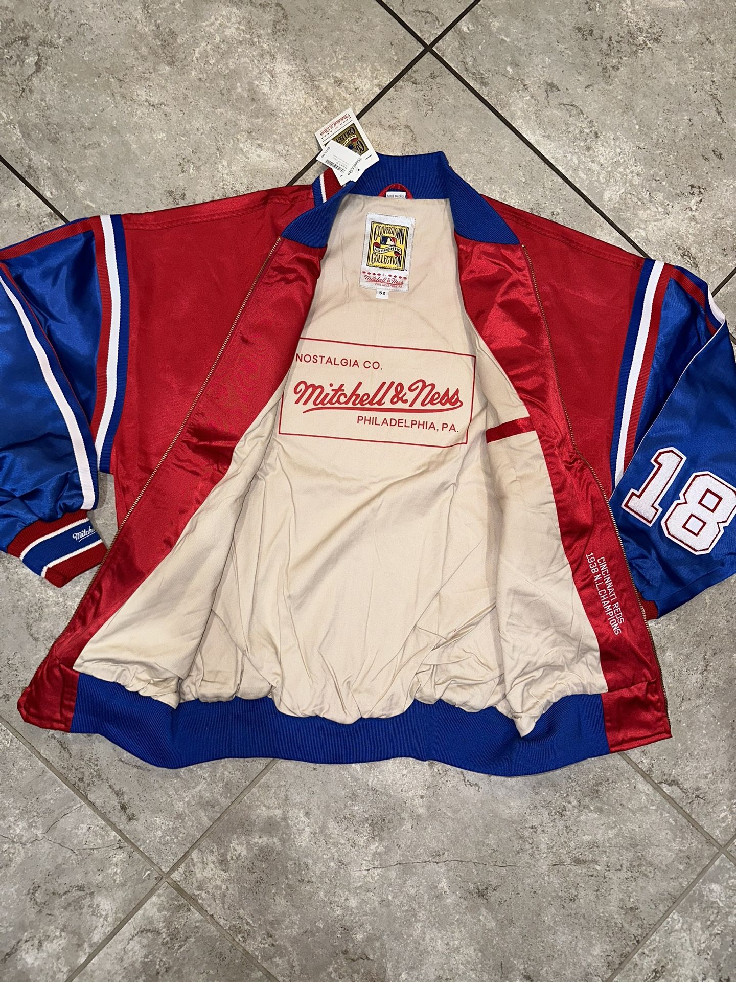 New Mitchell & Ness Jacket