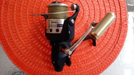 Okuma Coronado cd50 spinning reel baitrunner $60