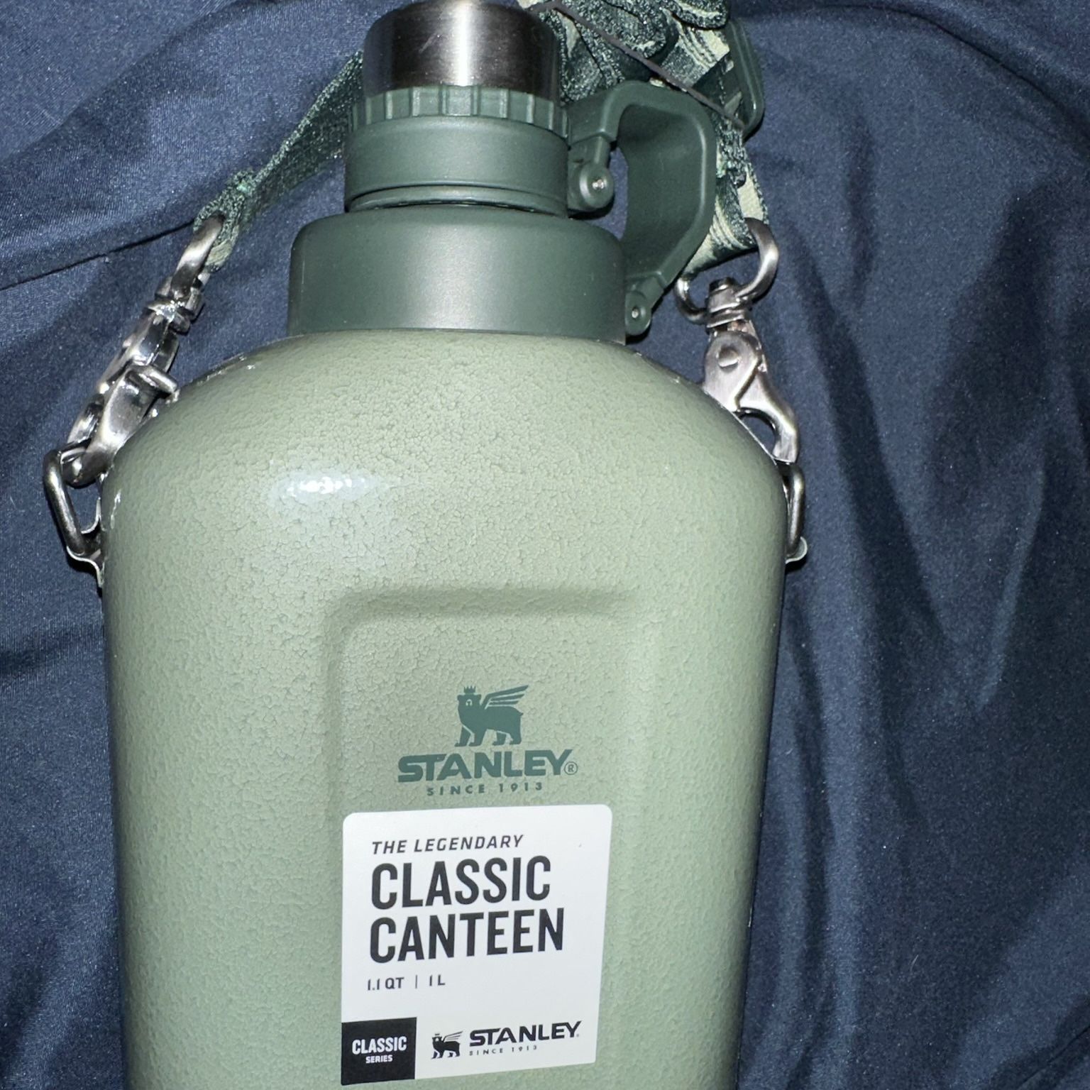 Stanley Legendary Classic Canteen 1.1Qt (1L) - Stainless Steel