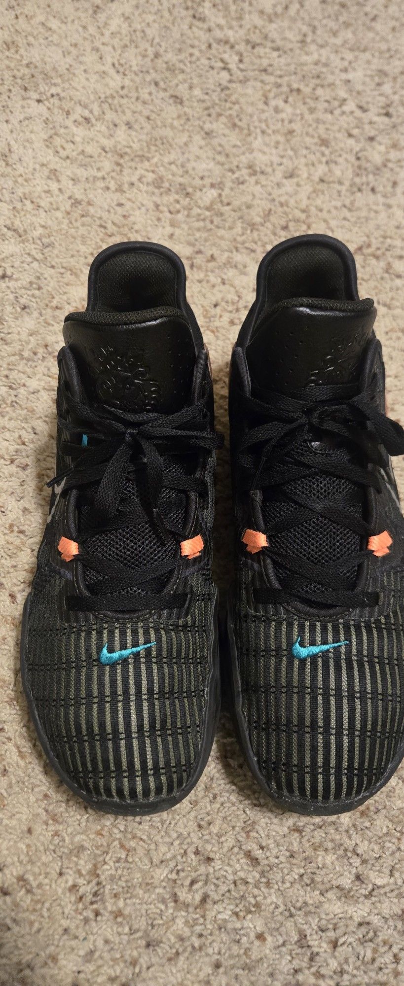 Mens Basketball Shoes