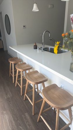4 Bar Stools
