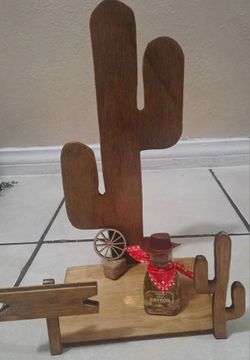 Westerner  . Center pices decorations