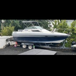 1990 Fourwinns Cabin cuddy sleeps 4 , kitchen bathroom and showet