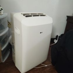 L G 8000 BTU PORTABLE AIR CONDITIONER