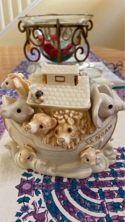 Noah’s Ark by Lenox bank