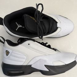 Jordan Max Aura 6 men's