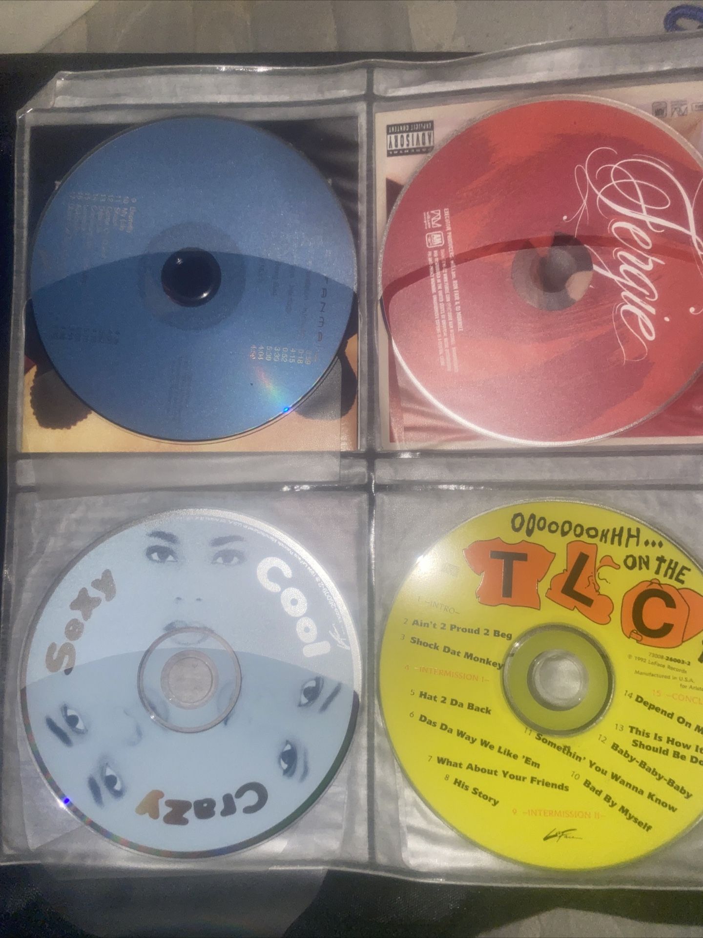Lot Of 4 CDs: TLC And Fergie