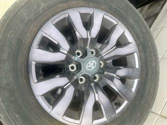 Toyota Tundra wheels