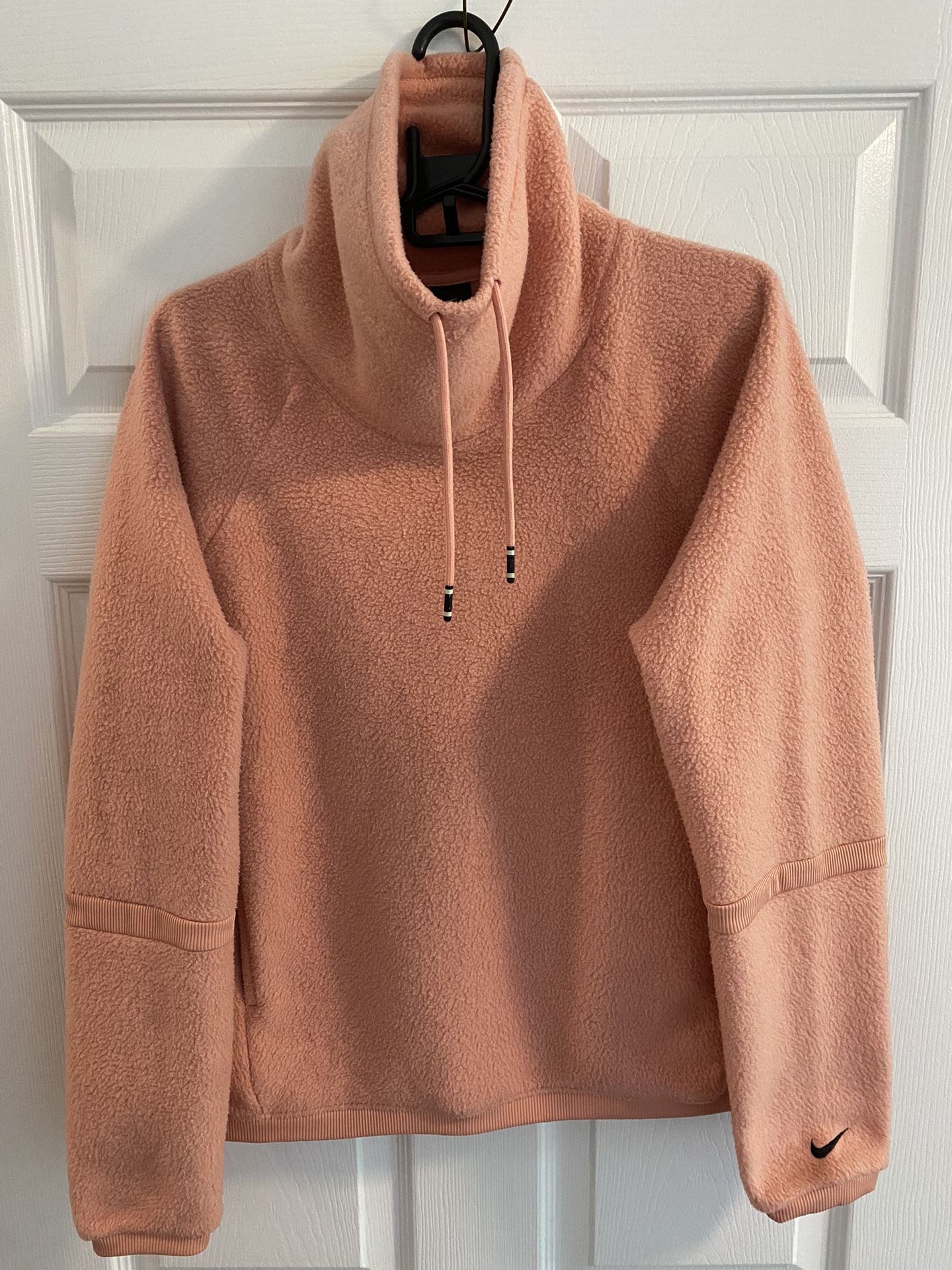 Nike Sherpa Pullover – Women’s Small, Like New