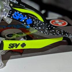 Any 2 Pairs For $40