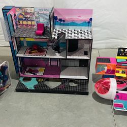 Wood Doll House with lots of LOL Dolls and accessories