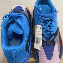 Yeezy Boost 700 Hi-Res Blue