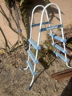 Pool Ladder