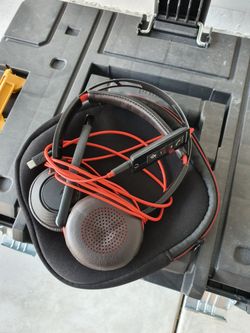 Headphones With mic