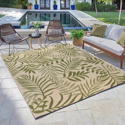 OUT DOOR AREA RUG