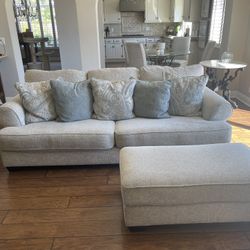 Free Couch With Oversized Chair And Ottoman 