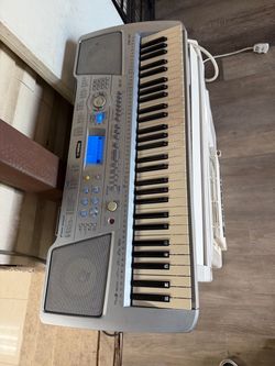 Yamaha PSR-292 Electronic Keyboard